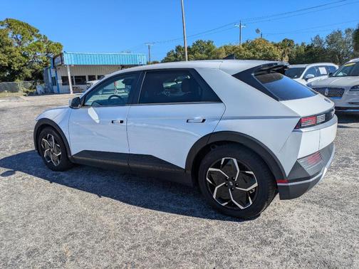 2022 Hyundai IONIQ 5 SE