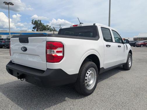 Oxford White 2026 Ford Maverick XL