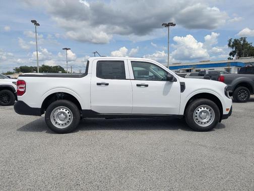 Oxford White 2026 Ford Maverick XL