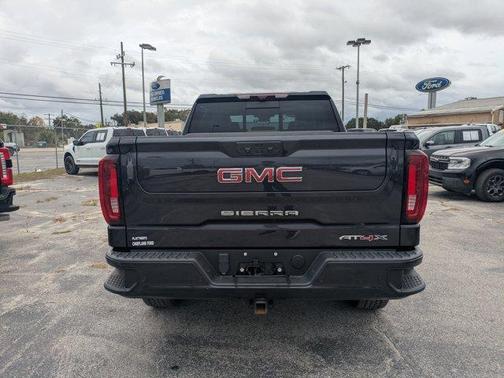 2022 GMC Sierra 1500 AT4X