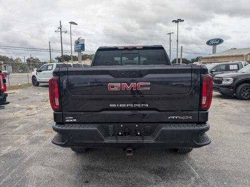 2022 GMC Sierra 1500 AT4X