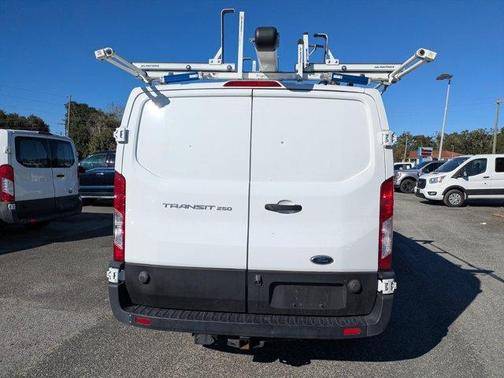 2020 Ford Transit-250 