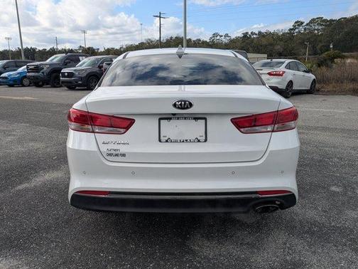 2018 Kia Optima LX