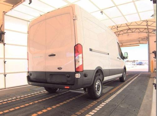 2024 Ford Transit-250 148 WB Medium Roof Cargo