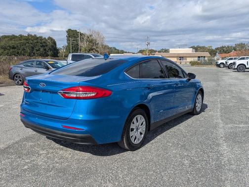 Velocity Blue Metallic 2020 Ford Fusion S