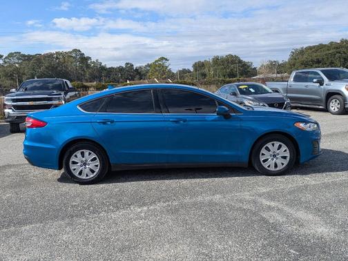 Velocity Blue Metallic 2020 Ford Fusion S