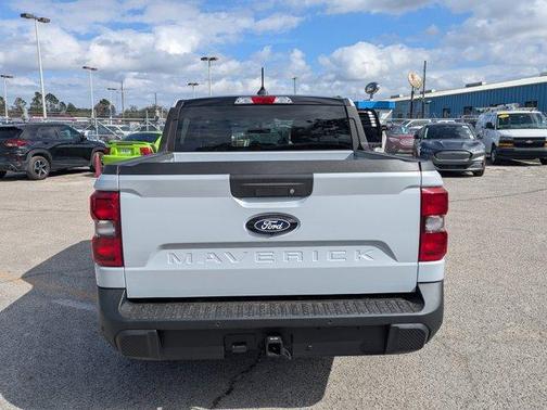 Space White Metallic 2026 Ford Maverick XLT