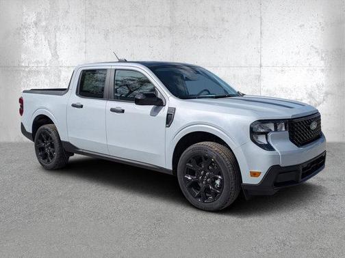 Space White Metallic 2026 Ford Maverick XLT