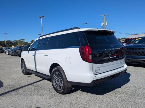 2025 Ford Expedition Max Active