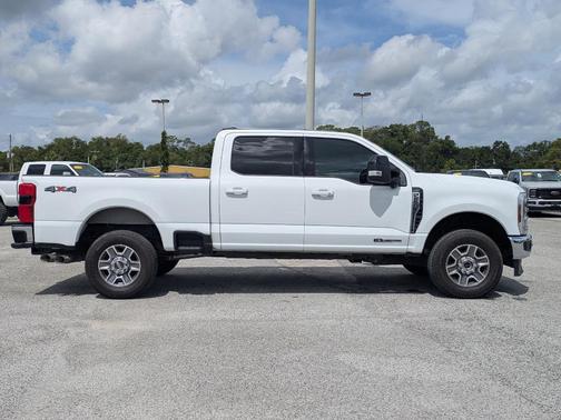 White 2024 Ford F-250 Super Duty