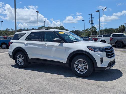 Star White 2026 Ford Explorer Active