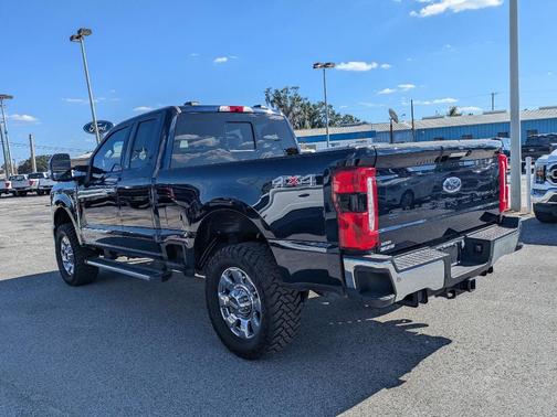 2024 Ford F-350 Lariat Super Duty