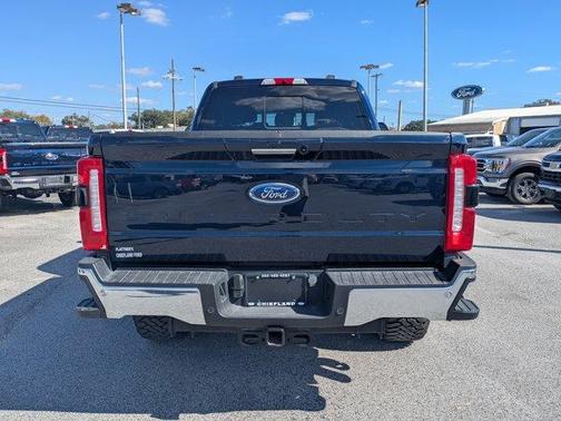 2024 Ford F-350 Lariat Super Duty