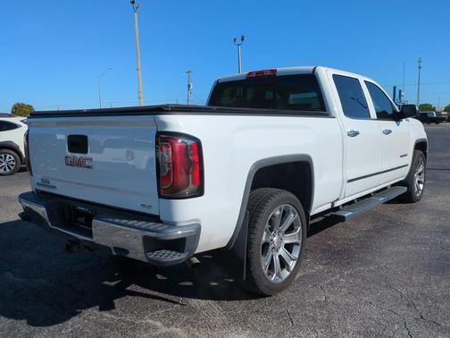 Summit White 2018 GMC Sierra 1500 SLT