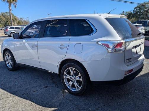 2014 Mitsubishi Outlander GT