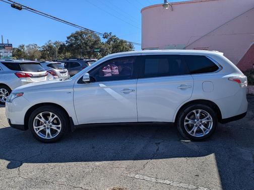 2014 Mitsubishi Outlander GT