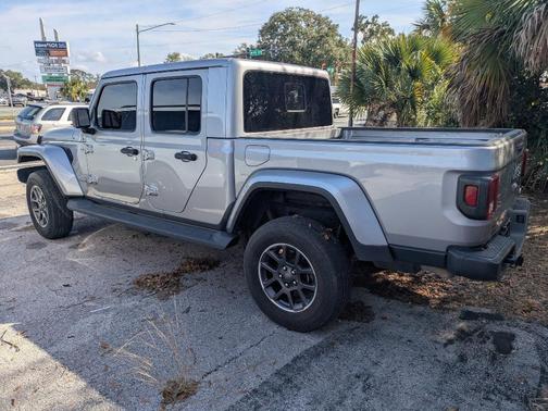 2020 Jeep Gladiator Overland