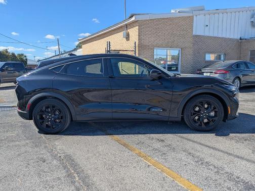2024 Ford Mustang Mach-E Select