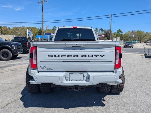 Avalanche 2026 Ford F-450 Platinum