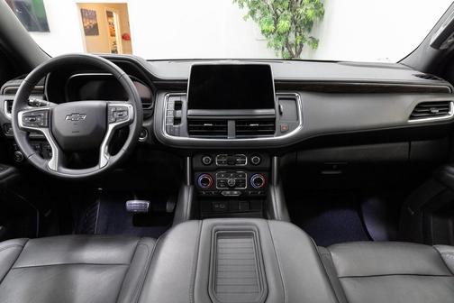 2023 Chevrolet Suburban 4WD Z71