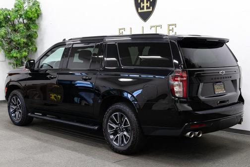 2023 Chevrolet Suburban 4WD Z71