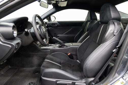 2024 Toyota GR86 Premium