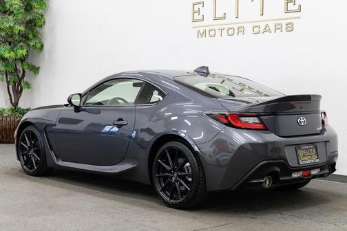 2024 Toyota GR86 Premium