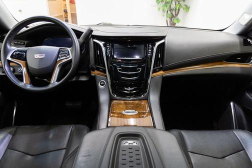 2017 Cadillac Escalade Premium Luxury