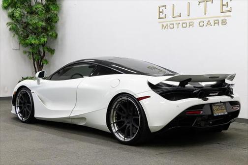 2018 McLaren 720S Base