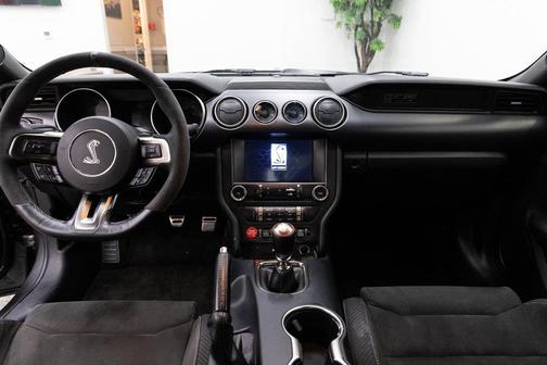 2017 Ford Shelby GT350 Base