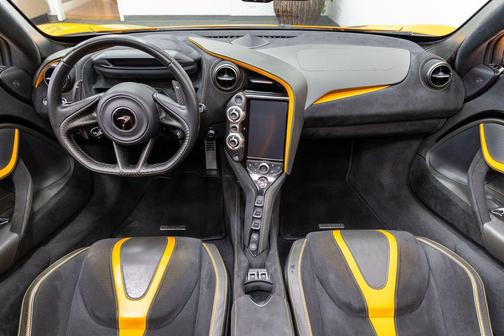 McLaren Orange 2020 McLaren 720S Performance