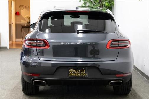 2017 Porsche Macan Base