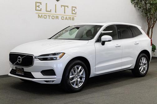 2021 Volvo XC60 T6 Momentum