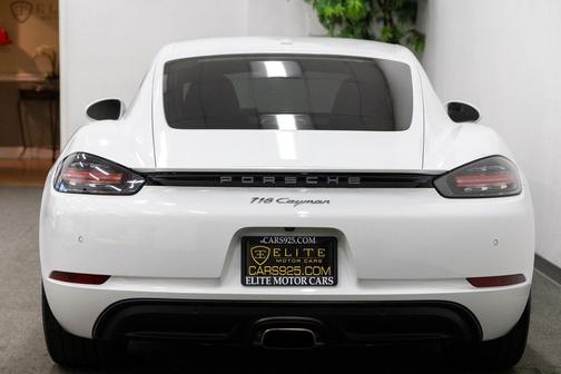 2018 Porsche 718 Cayman Base
