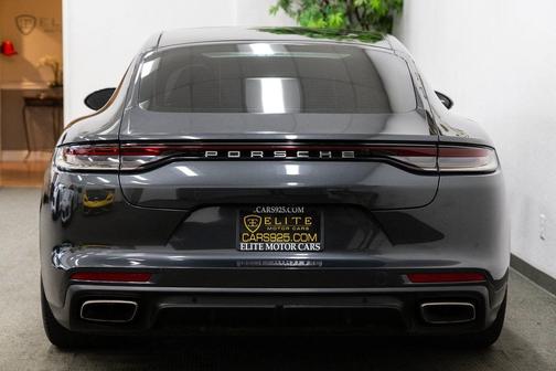 2021 Porsche Panamera Base