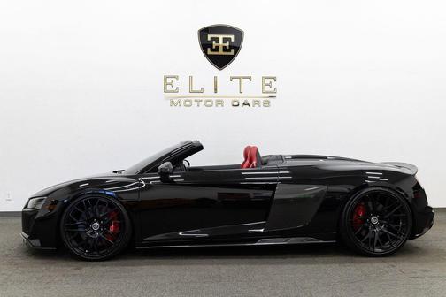 Mythos Black Metallic 2020 Audi R8 V10 performance quattro S tronic