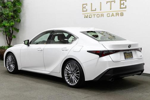 2023 Lexus IS 300 Base
