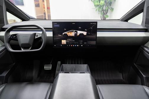 2025 Tesla Cybertruck Cyberbeast