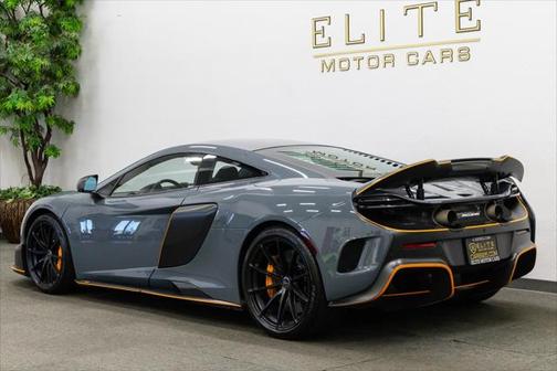 2016 McLaren 675LT Base