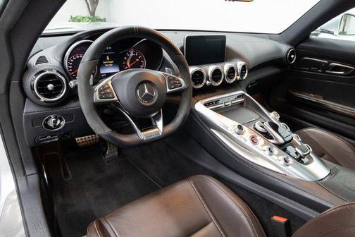 2016 Mercedes-Benz AMG GT S
