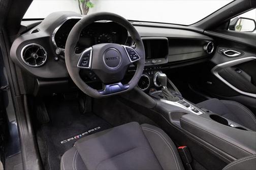2021 Chevrolet Camaro RWD Coupe LT1