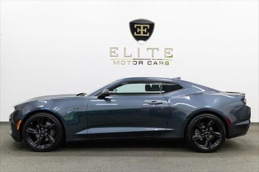 2021 Chevrolet Camaro RWD Coupe LT1