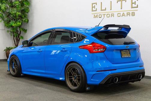 2017 Ford Focus RS Base