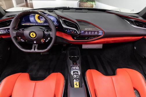 2024 Ferrari SF90 Spider Base