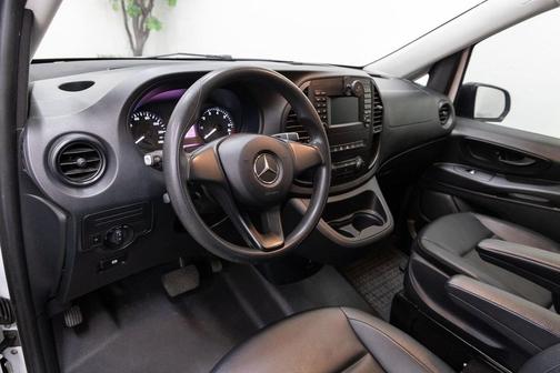 2018 Mercedes-Benz Metris Base