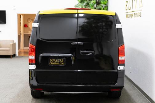 2018 Mercedes-Benz Metris Base