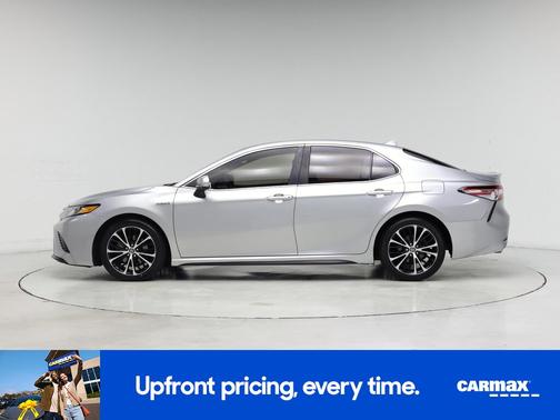 Gray 2020 Toyota Camry Hybrid SE
