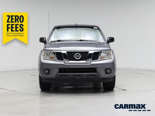Gray 2017 Nissan Frontier SV