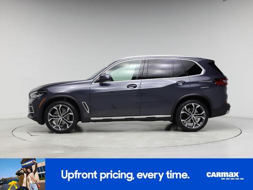Gray 2022 BMW X5 sDrive40i