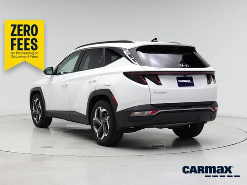 White 2023 Hyundai TUCSON SEL